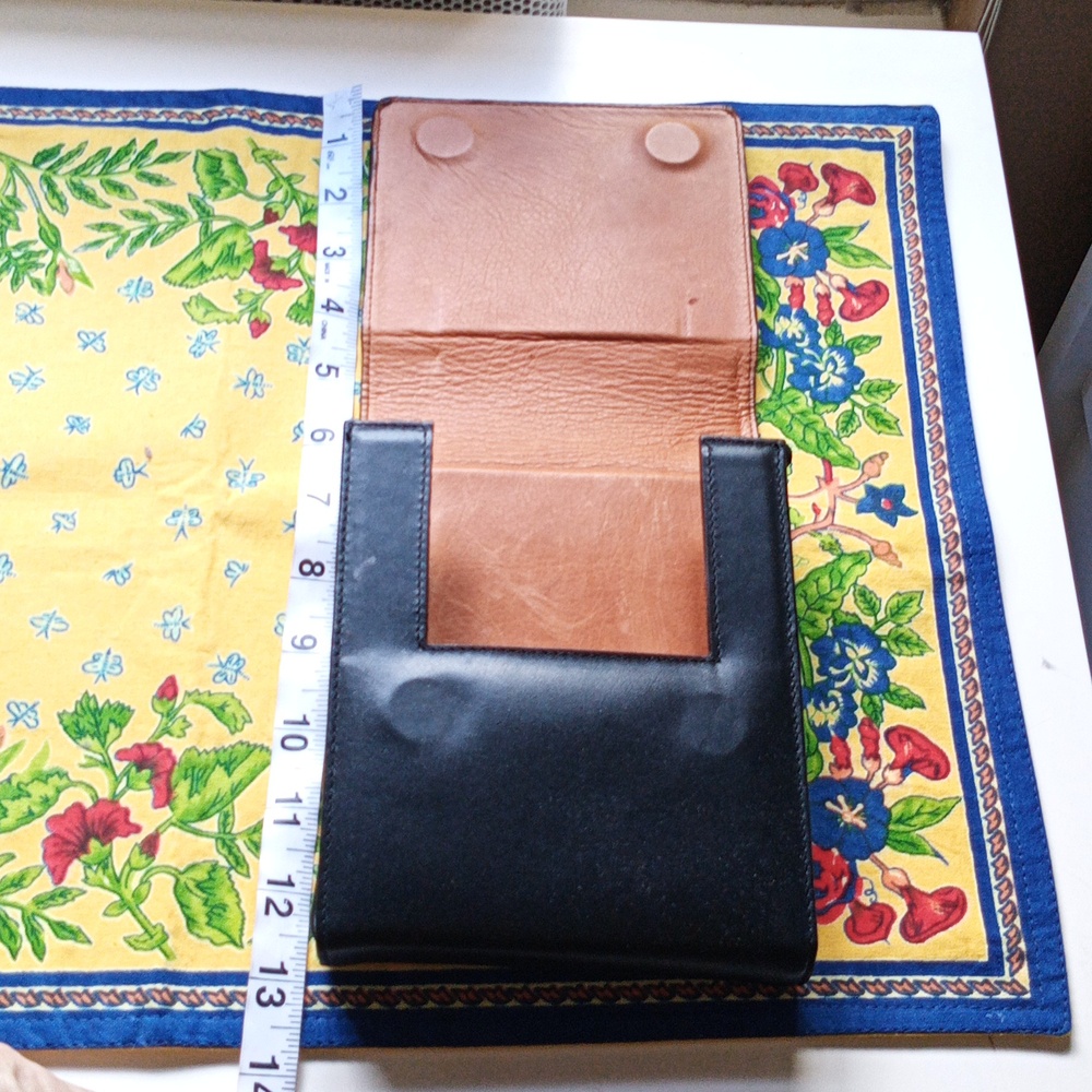 SP Sneaky Pete Black Leather Holster Holder With Clips & Magnetic Closure - Picture 5 of 7